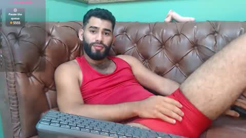 Snapshot of mattewrey chatting on February 14, 9:53 pm Mattew online show from February 14, 9:53 pm