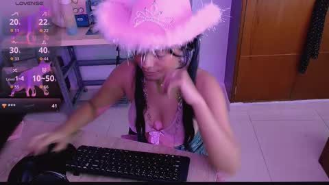 mattilda_18 online show from October 6, 8:59 pm