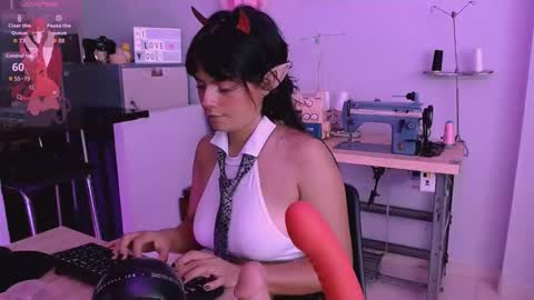 mattilda_18 online show from September 30, 9:03 pm