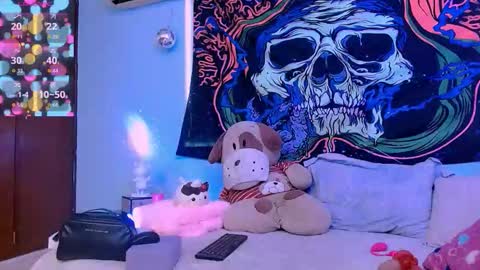 mattilda_18 online show from September 16, 9:40 pm