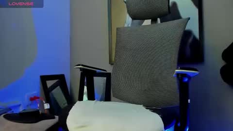 Snapshot of mattiwsmorris_ chatting on September 9, 5:13 pm mattiwsmorris_ online show from September 9, 5:13 pm