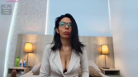 mature_eva online show from October 13, 11:45 am