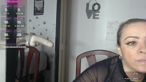 Snapshot of mature_liaa chatting on February 14, 10:59 am Mature liaa online show from February 14, 10:59 am