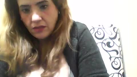 mature_sweet3827 online show from January 17, 6:33 pm