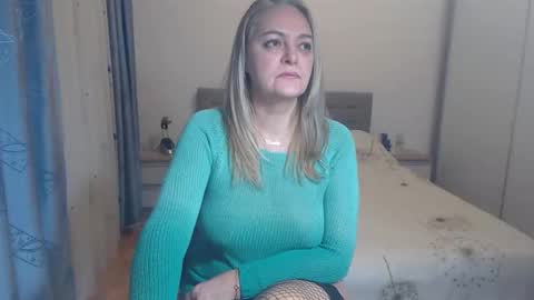 maturediana online show from February 22, 3:56 am