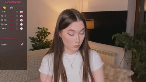 Lucy online show from September 17, 3:04 pm