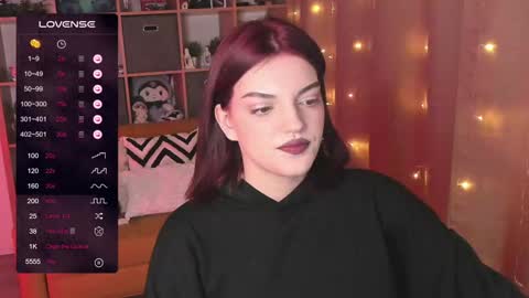 Mavis online show from December 11, 9:55 pm