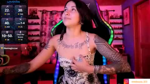 Hilary online show from December 19, 11:33 pm