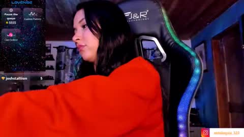 Hilary online show from November 9, 10:45 pm