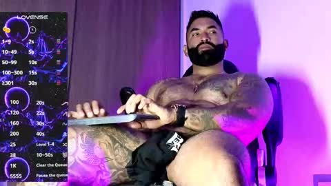 max__prada online show from September 25, 2:40 am