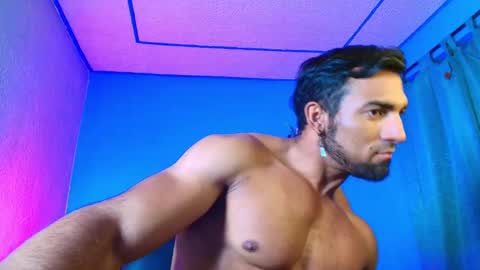max_brown21 online show from February 4, 1:56 am