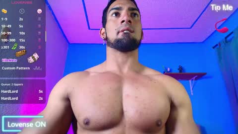 max_brown21 online show from February 2, 8:51 pm