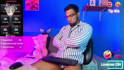max_brown21 online show from February 25, 12:05 pm