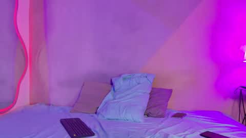 max_cumpower72 online show from September 27, 12:08 am