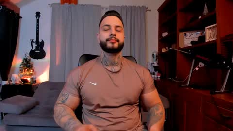 max D. online show from January 15, 12:47 pm