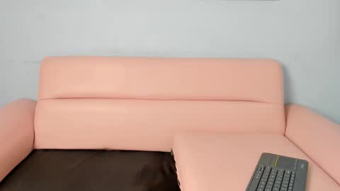 max_jowel online show from November 28, 3:25 am