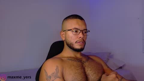 max_meyer online show from October 11, 4:06 am