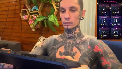    online show from January 3, 1:02 pm