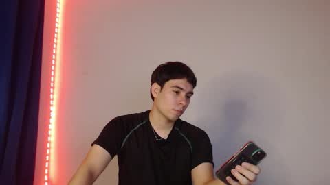 max_snow1616 online show from March 6, 2:38 pm