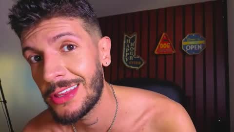 Max Taylor online show from October 16, 9:57 pm