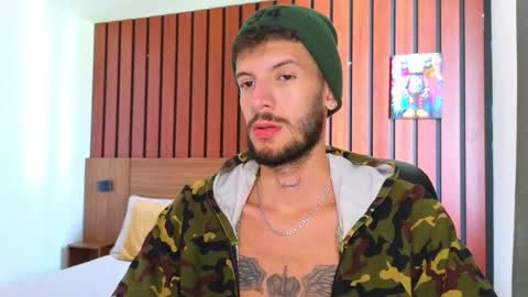 Max Taylor online show from February 5, 8:23 pm