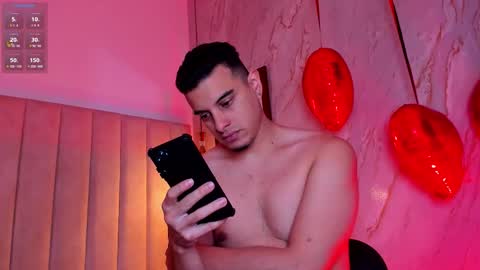 Maximiliano online show from February 19, 10:09 pm