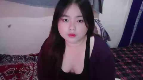 Maxie online show from December 3, 11:07 am