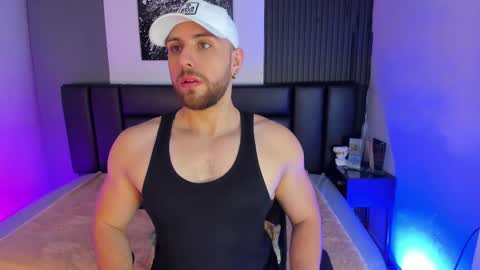 Snapshot of maxiimo_wolf chatting on March 2, 12:53 am Maximo Wolf online show from March 2, 12:53 am