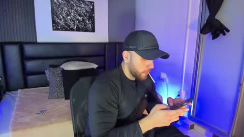 Snapshot of maxiimo_wolf chatting on March 2, 11:20 pm Maximo Wolf online show from March 2, 11:20 pm