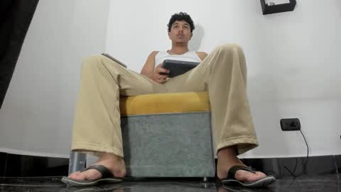 maximo__77 online show from January 7, 3:22 am