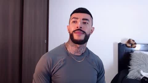 Independent Model online show from March 2, 6:48 am