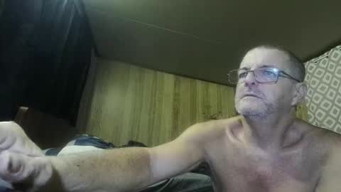 Snapshot of maximus_oreally chatting on February 5, 7:53 pm Max online show from February 5, 7:53 pm