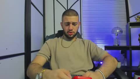 Maximus online show from October 4, 11:13 pm