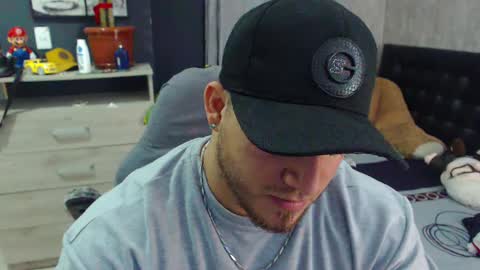 maximus online show from December 6, 4:19 am