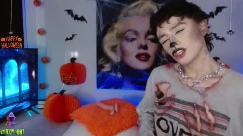 Max online show from October 4, 6:44 am