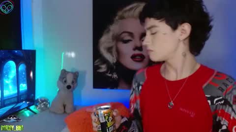 Max online show from September 21, 8:40 am