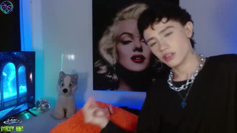 Max online show from September 29, 4:11 am