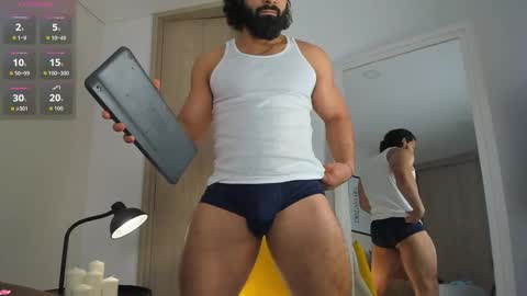 Snapshot of maxstrong01 chatting on September 11, 7:15 pm Max online show from September 11, 7:15 pm