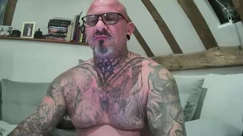 Snapshot of maxwell4876 chatting on September 19, 4:49 am maxwell4876 online show from September 19, 4:49 am