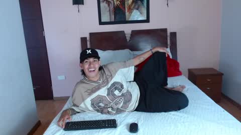 Maxx online show from September 19, 8:23 pm