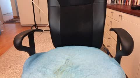 Max online show from April 13, 4:50 am