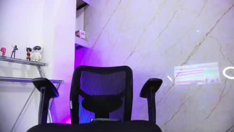 bunny black   online show from February 19, 12:57 am