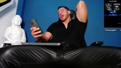 maxxxpowerful online show from October 14, 6:00 pm