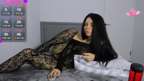 may_xx online show from December 19, 11:29 am