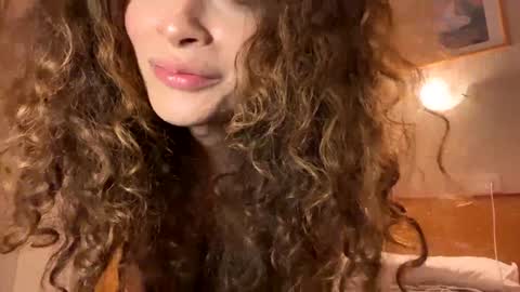 Maya transgirl online show from December 17, 9:38 pm