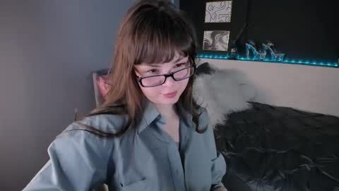 Maya online show from March 25, 2:13 pm