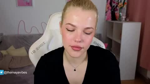 Maya online show from March 6, 3:49 am