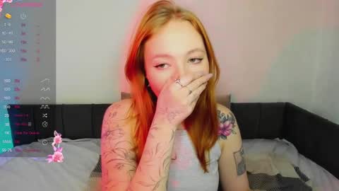 Snapshot of maya_light chatting on February 7, 4:59 am Maya online show from February 7, 4:59 am