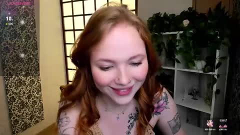 Snapshot of maya_light chatting on February 16, 7:59 am Maya online show from February 16, 7:59 am