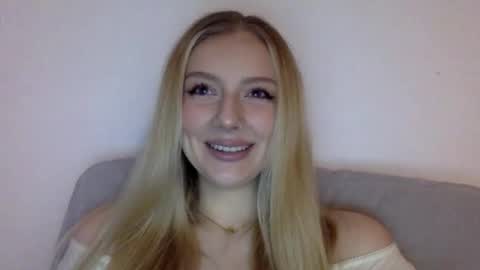 mayaflirt online show from February 20, 12:40 pm